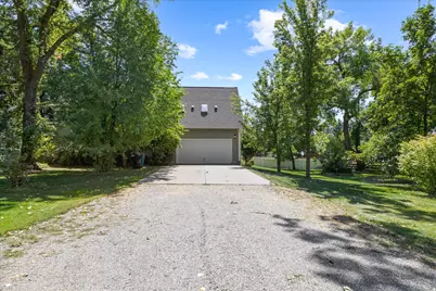 291 N Main St, Hyde Park, UT 84318 - Photo 33
