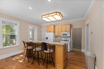 291 N Main St, Hyde Park, UT 84318 - Photo 9