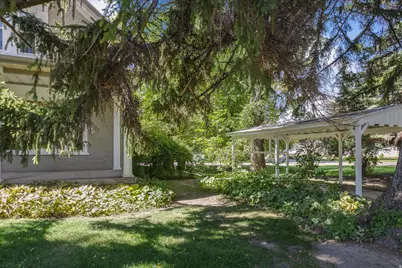 291 N Main St, Hyde Park, UT 84318 - Photo 31
