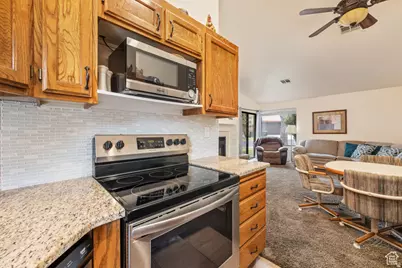 677 N Ridge Rim Way #20, Saint George, UT 84770 - Photo 7