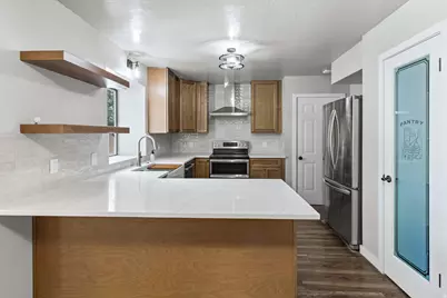 460 S 280 W, Orem, UT 84058 - Photo 7