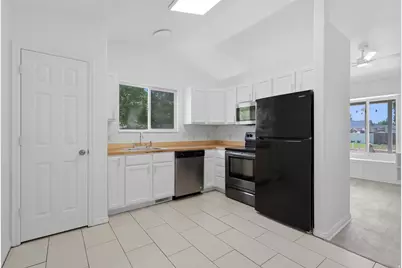 2035 E Weeping Willow Way, Eagle Mountain, UT 84005 - Photo 7