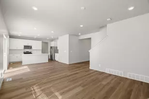 3528 N Hannah St, Eagle Mountain, UT 84005 - Photo 13