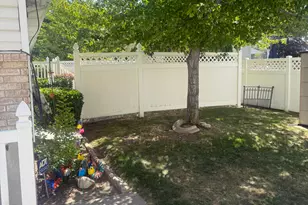 270 E Center St, Bountiful, UT 84010 - Photo 7