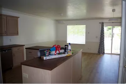270 E Center St, Bountiful, UT 84010 - Photo 23