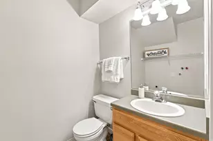 6983 S Ufizzi Ct, West Jordan, UT 84084 - Photo 13