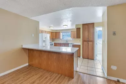3382 S Sharon Cir, Magna, UT 84044 - Photo 7