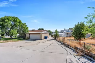 3382 S Sharon Cir, Magna, UT 84044 - Photo 25