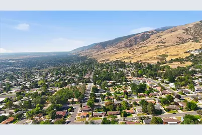 923 E 350 N, Bountiful, UT 84010 - Photo 57