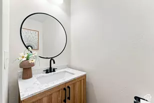 2861 S 2700 E, Salt Lake City, UT 84109 - Photo 9
