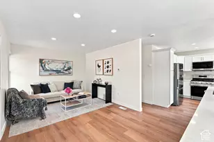 2861 S 2700 E, Salt Lake City, UT 84109 - Photo 7