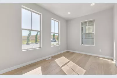 7002 W Terraine Rd, West Jordan, UT 84081 - Photo 7