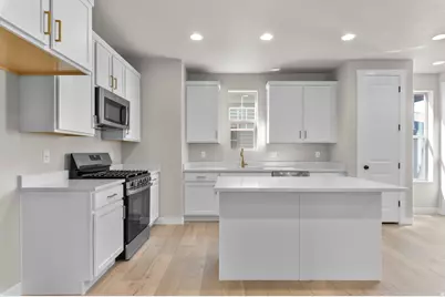 7002 W Terraine Rd, West Jordan, UT 84081 - Photo 13