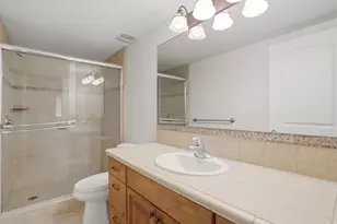 1832 E Peyton Ct, Holladay, UT 84117 - Photo 27