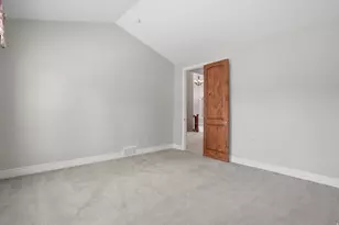 1832 E Peyton Ct, Holladay, UT 84117 - Photo 17