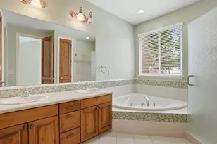 1832 E Peyton Ct, Holladay, UT 84117 - Photo 21