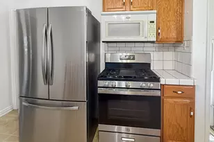 7811 S Oak St, Sandy, UT 84092 - Photo 5