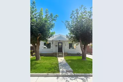 7811 S Oak St, Sandy, UT 84092 - Photo 1