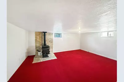 7811 S Oak St, Sandy, UT 84092 - Photo 11