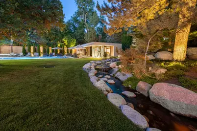 2550 E Brentwood Dr, Holladay, UT 84121 - Photo 17