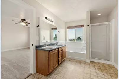 641 W Saratoga Chase Dr, Saratoga Springs, UT 84045 - Photo 15