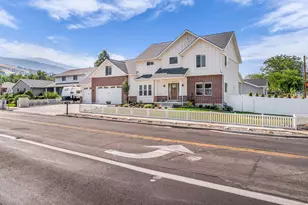 410 E Pages Ln, Centerville, UT 84014 - Photo 5