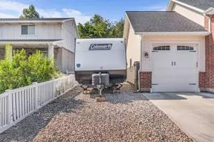410 E Pages Ln, Centerville, UT 84014 - Photo 41