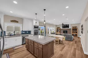 410 E Pages Ln, Centerville, UT 84014 - Photo 7