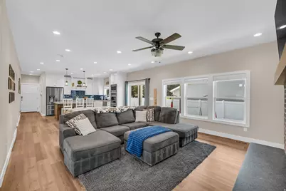 410 E Pages Ln, Centerville, UT 84014 - Photo 9