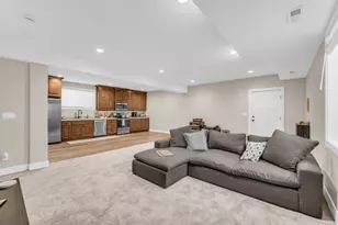 410 E Pages Ln, Centerville, UT 84014 - Photo 35