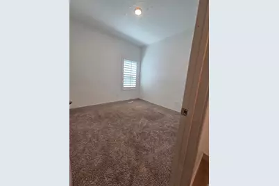 5006 W Northwood Ln N, Highland, UT 84003 - Photo 9