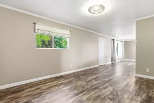 435 S Fuhriman Dr, Providence, UT 84332 - Photo 5