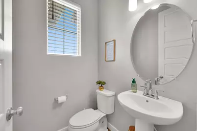 6784 W 8070 S, West Jordan, UT 84081 - Photo 9