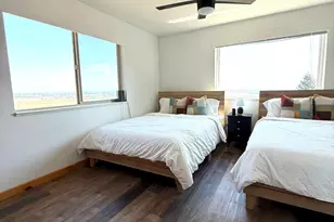 495 W Buttercup Ln, Garden City, UT 84028 - Photo 7