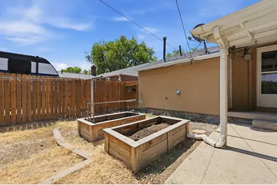 1207 S Mission Rd W, Salt Lake City, UT 84104 - Photo 37