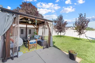 213 N 360 W, Clearfield, UT 84015 - Photo 21