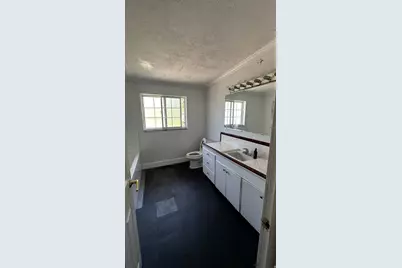 3001 E 4345 S, Holladay, UT 84124 - Photo 11