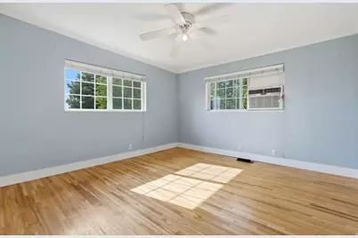 3001 E 4345 S, Holladay, UT 84124 - Photo 11