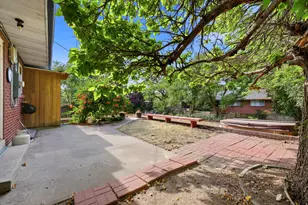 3001 E 4345 S, Holladay, UT 84124 - Photo 23