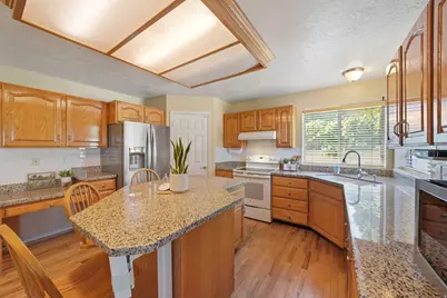 730 E Scenic Dr, Spanish Fork, UT 84660 - Photo 11
