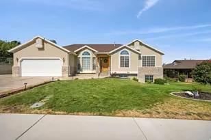 730 E Scenic Dr, Spanish Fork, UT 84660 - Photo 3