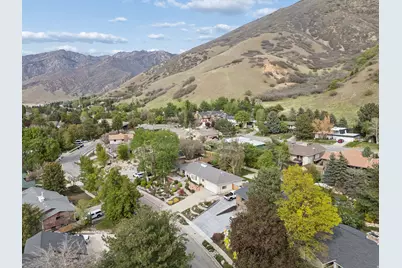 8295 S Supernal Way, Cottonwood Heights, UT 84121 - Photo 55