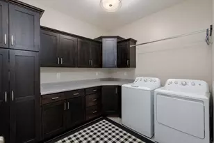 8045 S Sunshine Ct, South Weber, UT 84405 - Photo 17