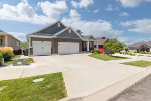8045 S Sunshine Ct, South Weber, UT 84405 - Photo 45