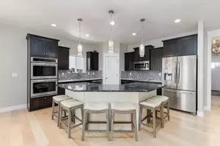 8045 S Sunshine Ct, South Weber, UT 84405 - Photo 9