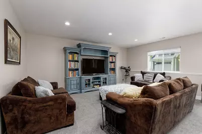 8045 S Sunshine Ct, South Weber, UT 84405 - Photo 25