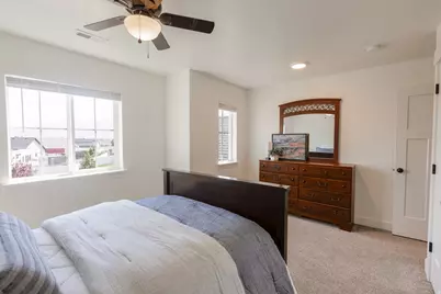 881 N 20 E, Santaquin, UT 84655 - Photo 25