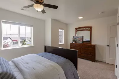 881 N 20 E, Santaquin, UT 84655 - Photo 23