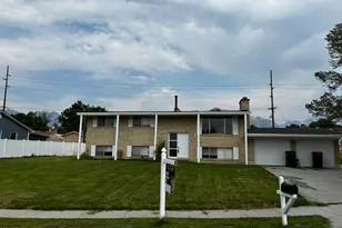 8629 S Vaquero Dr, Sandy, UT 84094 - Photo 1