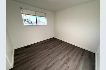 8629 S Vaquero Dr, Sandy, UT 84094 - Photo 15